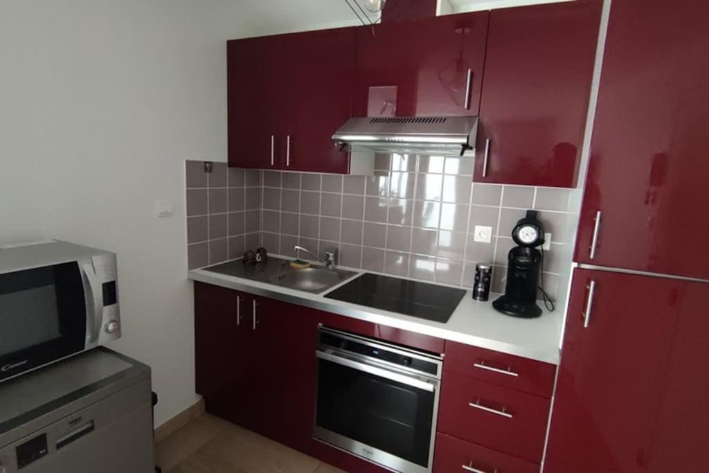 Maison De Ville 600 M Du Marche Ла-Рошель Экстерьер фото